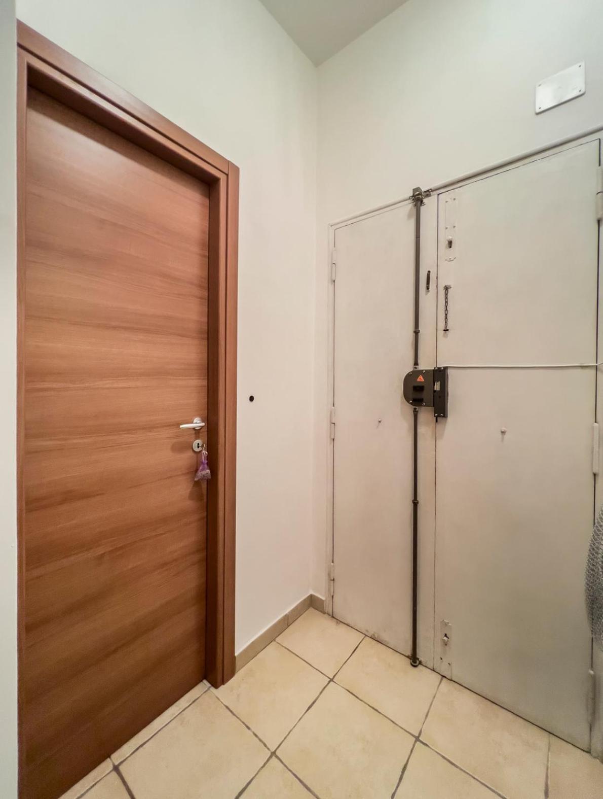 Spacious Apartment Near St Peter'S Church Рим Екстер'єр фото