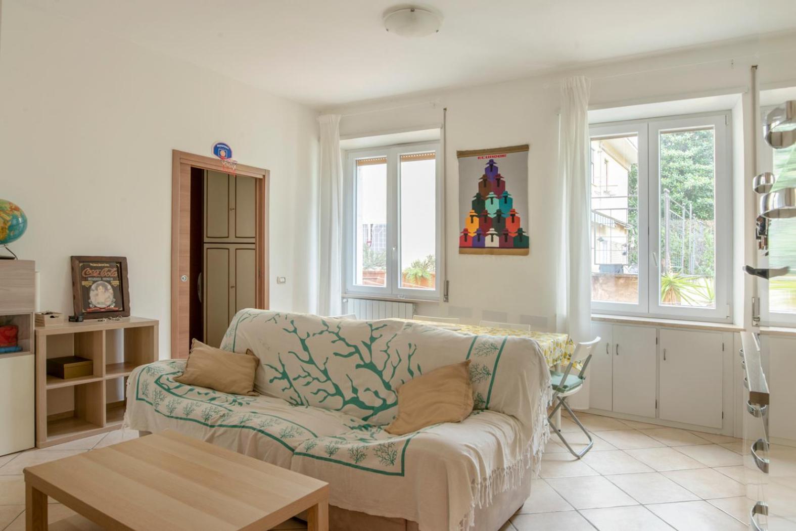 Spacious Apartment Near St Peter'S Church Рим Екстер'єр фото